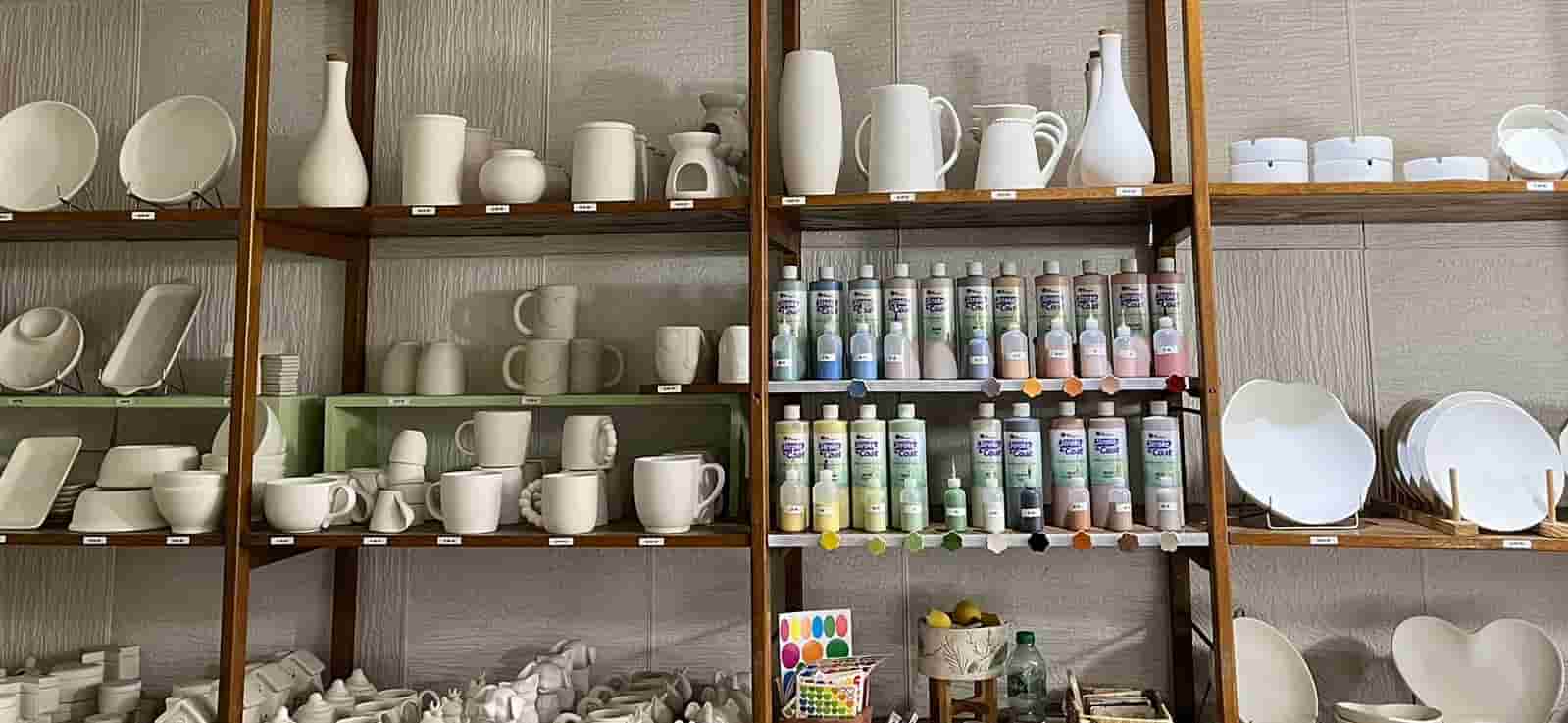 présentoir céramique pour peinture
